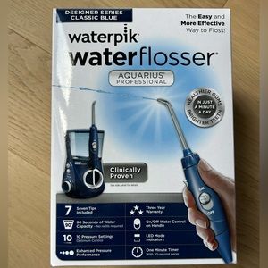 BRAND NEW WATERPIK Waterflosser